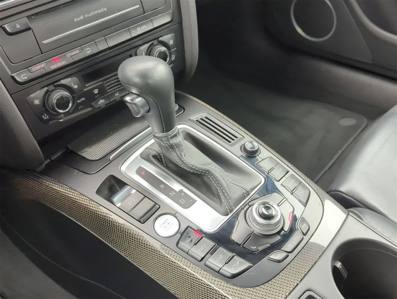 Thumbnail: 2012 Audi S5 - 30