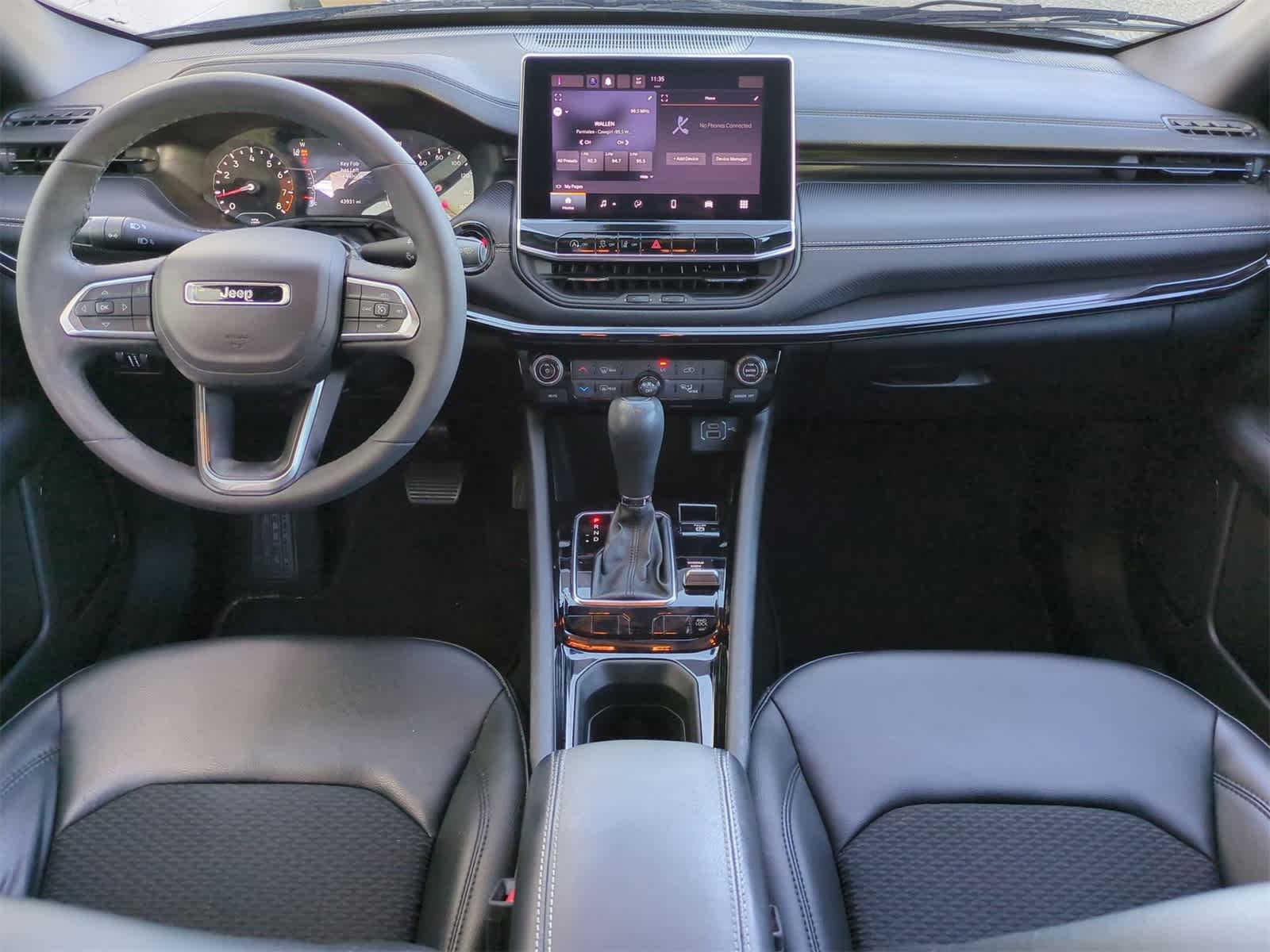 Thumbnail: 2022 Jeep Compass - 15