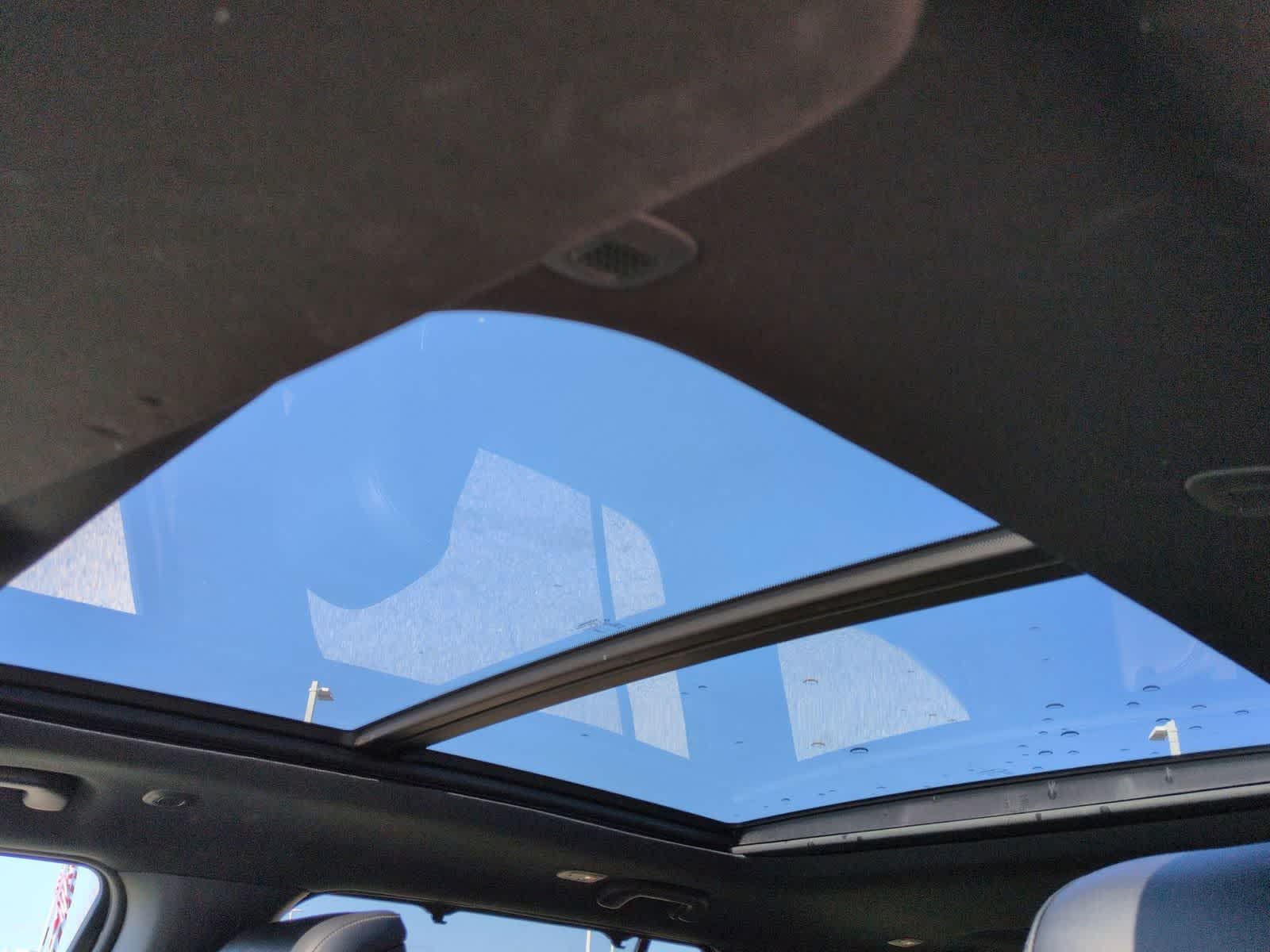 Thumbnail: 2024 Jeep Wagoneer - 19