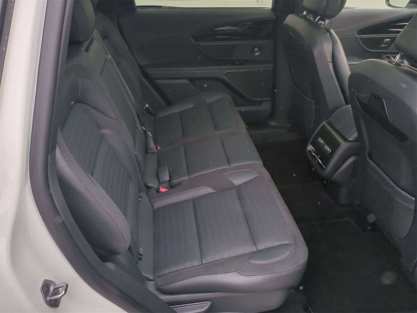 Thumbnail: 2025 Lincoln Nautilus - 21