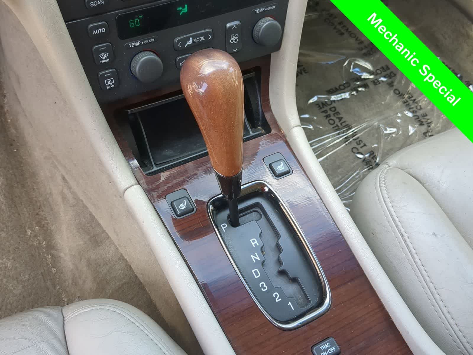 Thumbnail: 2000 Cadillac Seville - 20