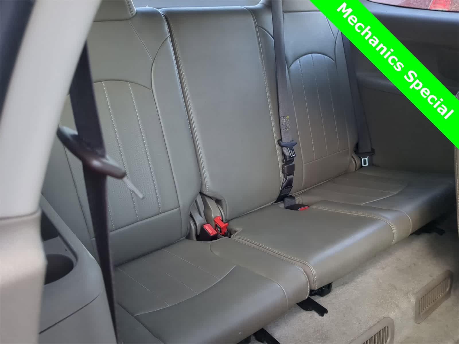 Thumbnail: 2015 GMC Acadia - 22