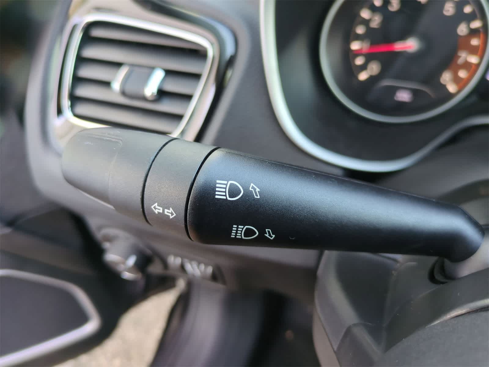 Thumbnail: 2019 Jeep Compass - 26