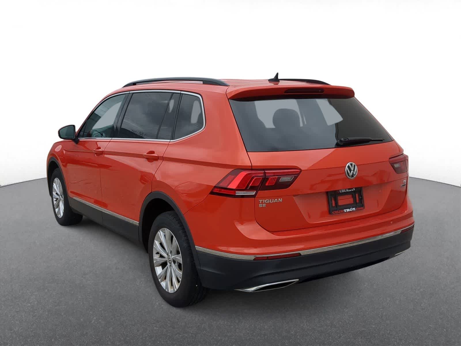 Thumbnail: 2018 Volkswagen Tiguan - 6