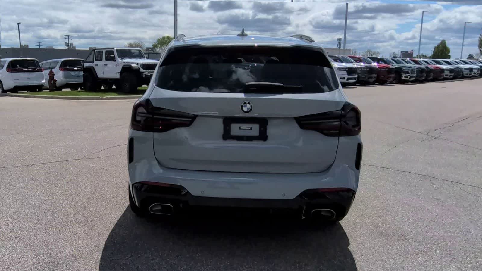Thumbnail: 2022 BMW X3 - 6