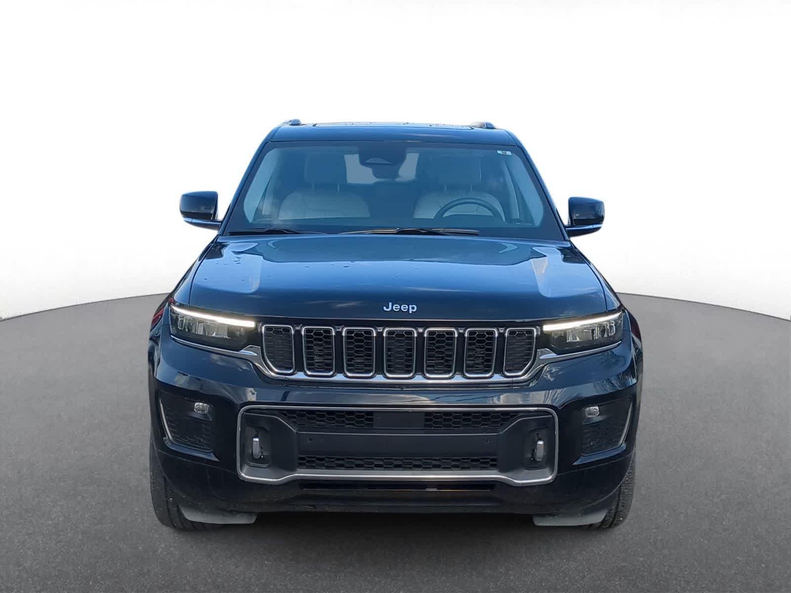 Thumbnail: 2023 Jeep Grand Cherokee - 3