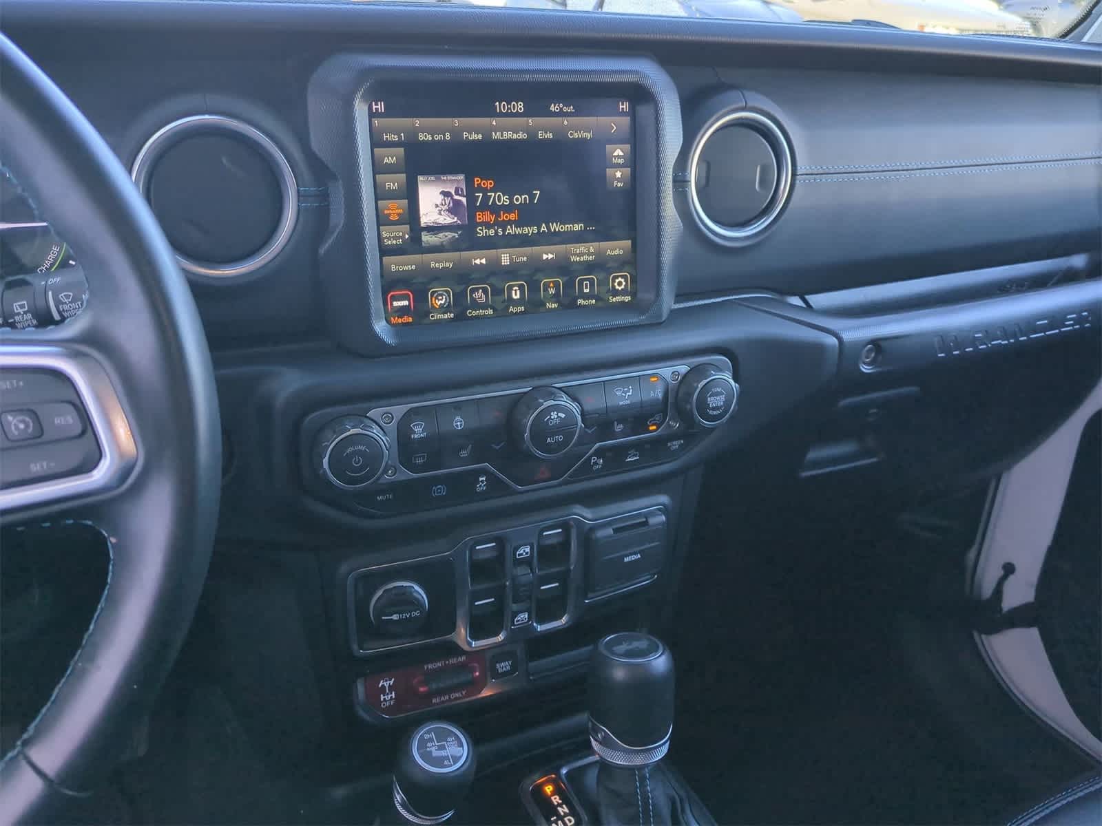 Thumbnail: 2022 Jeep Wrangler - 26