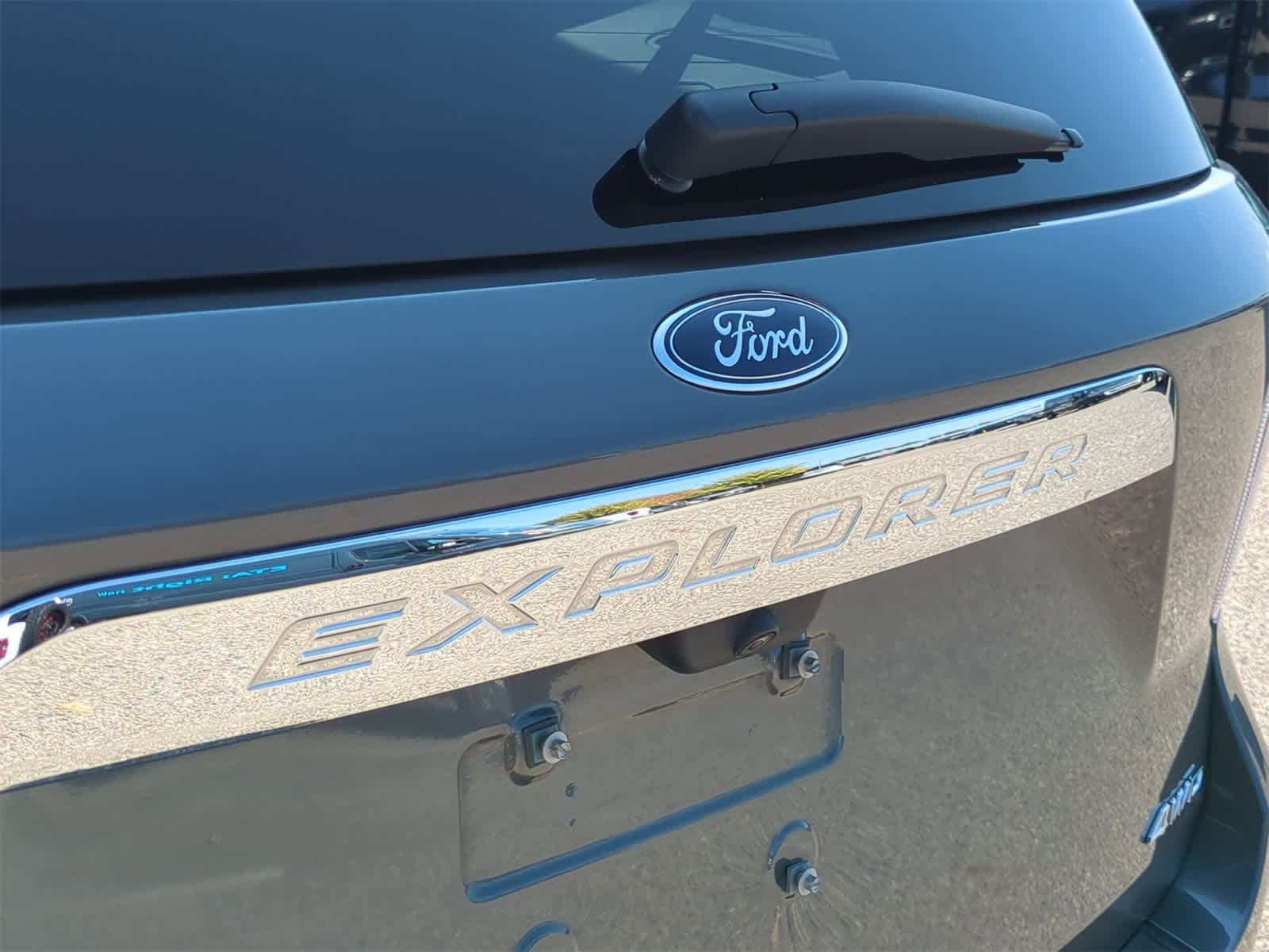 Thumbnail: 2023 Ford Explorer - 12