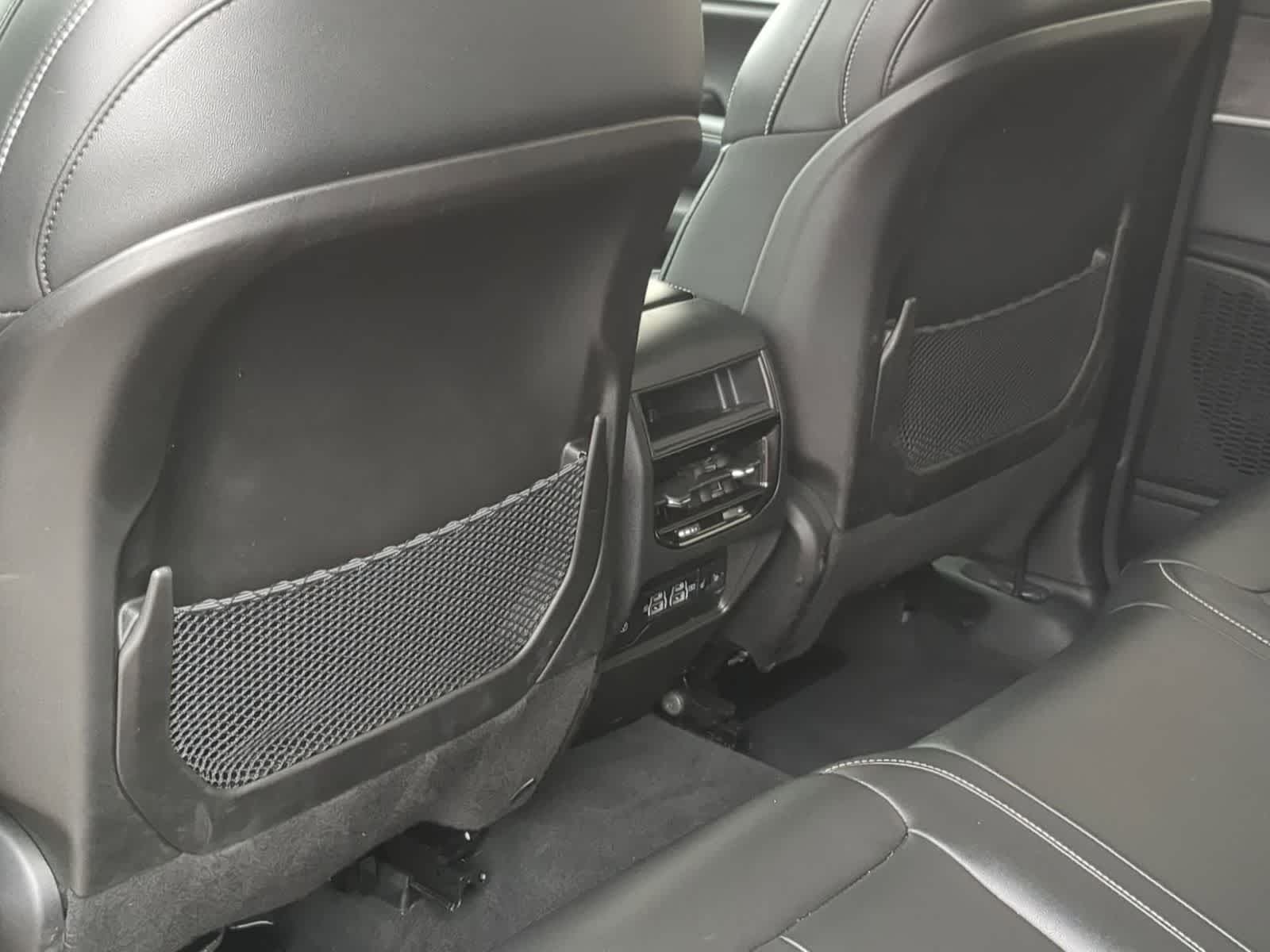 Thumbnail: 2023 Jeep Grand Cherokee - 18