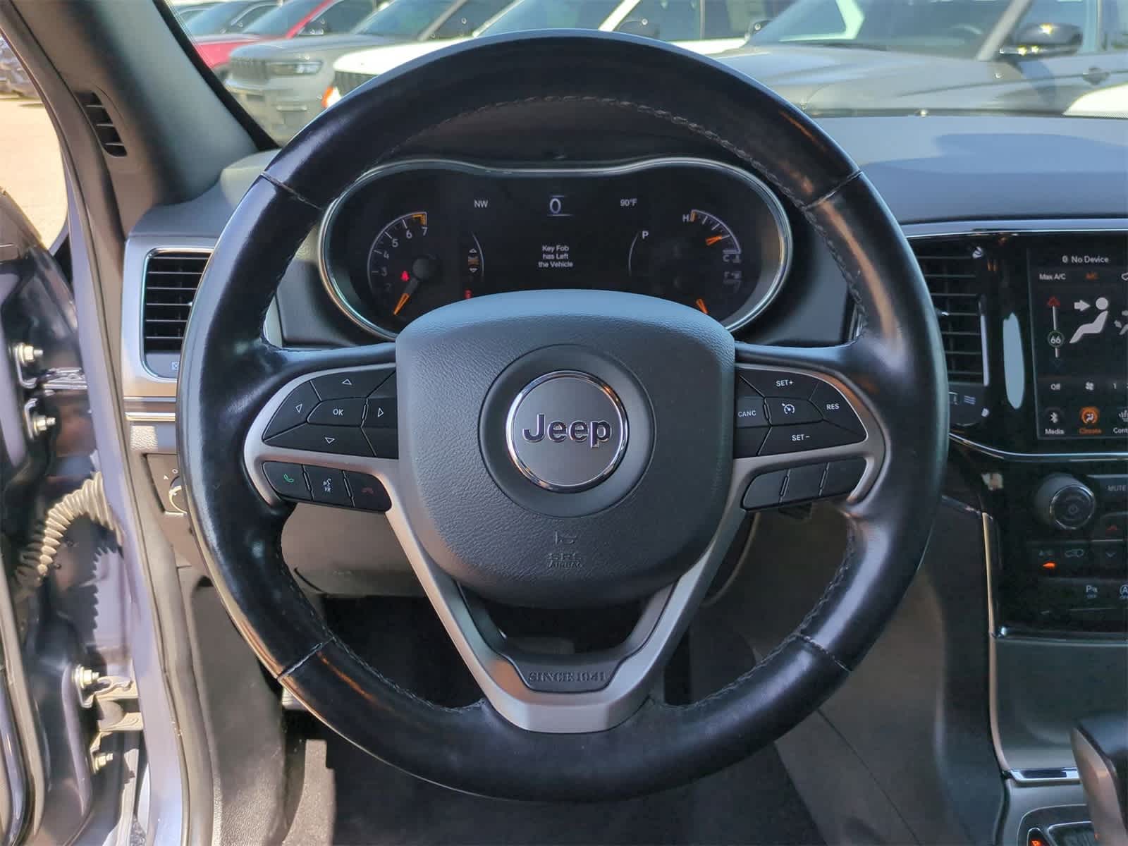 Thumbnail: 2020 Jeep Grand Cherokee - 21