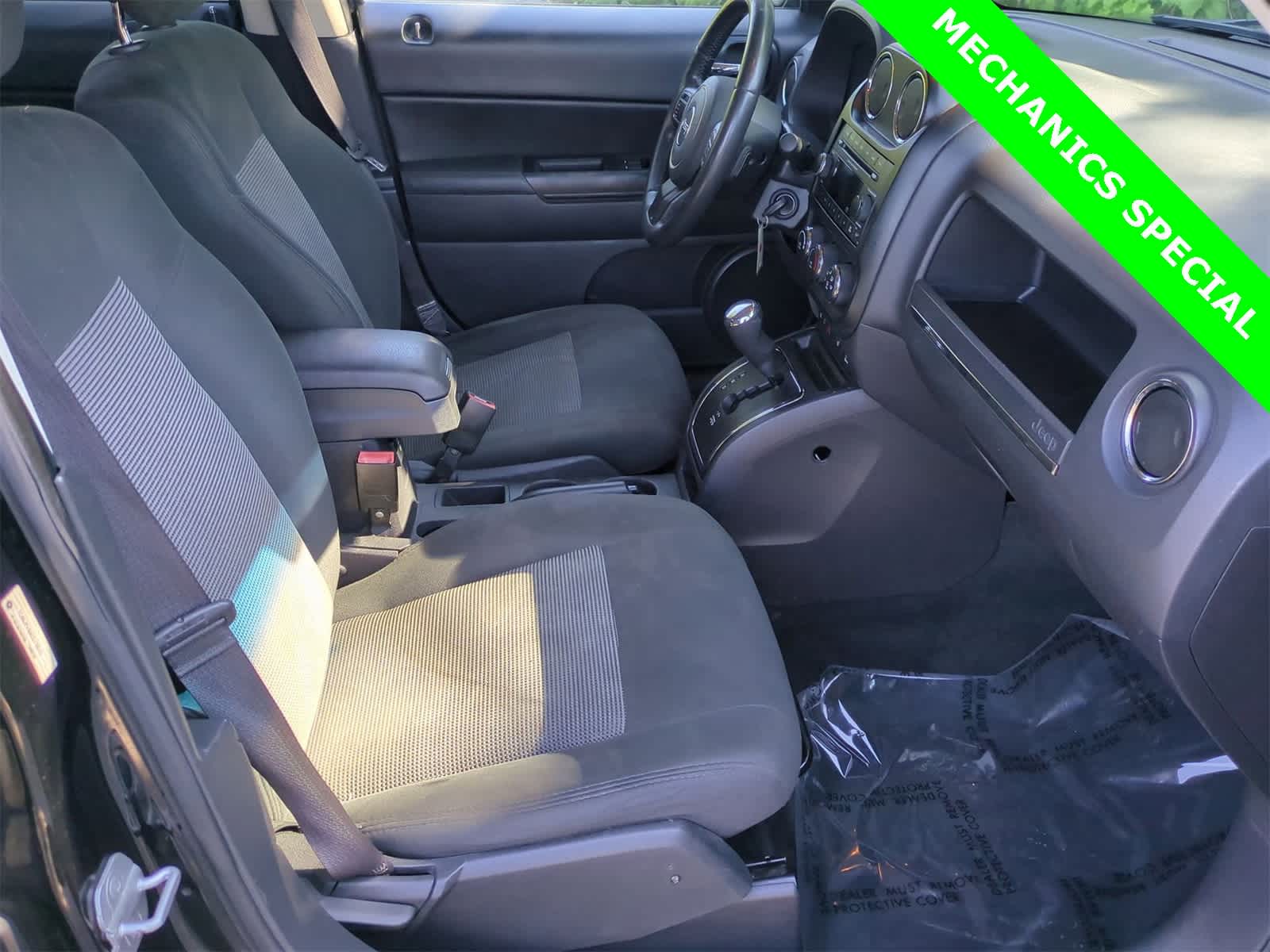 Thumbnail: 2012 Jeep Patriot - 19