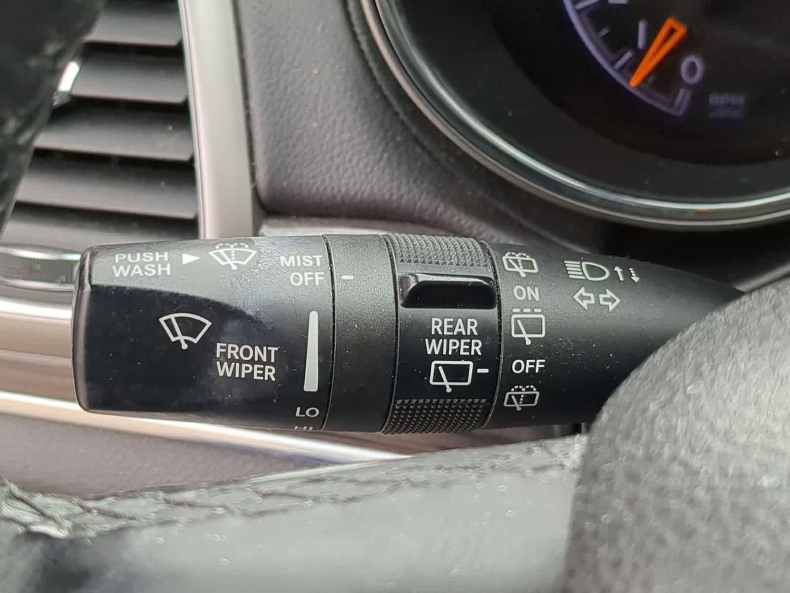 Thumbnail: 2018 Jeep Grand Cherokee - 25