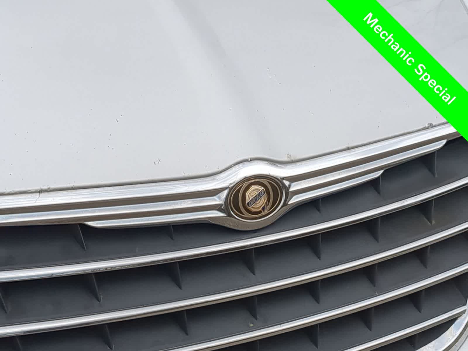Thumbnail: 2008 Chrysler Town & Country - 12