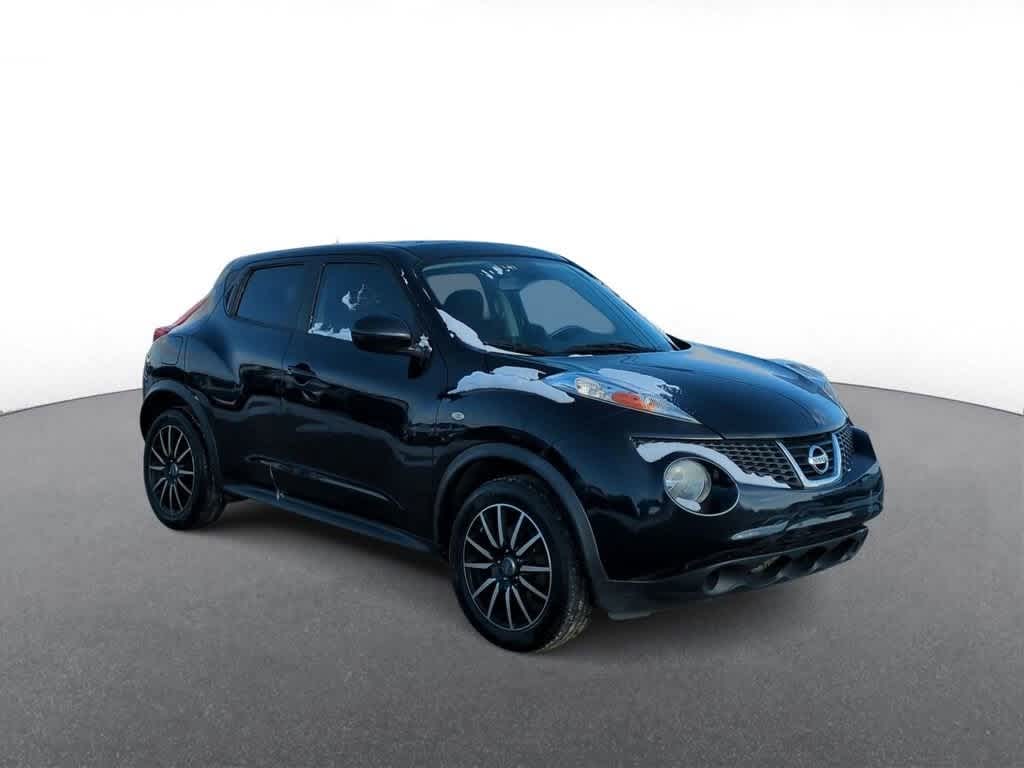 Used 2013 Nissan JUKE SV with VIN JN8AF5MR8DT205888 for sale in Troy, MI