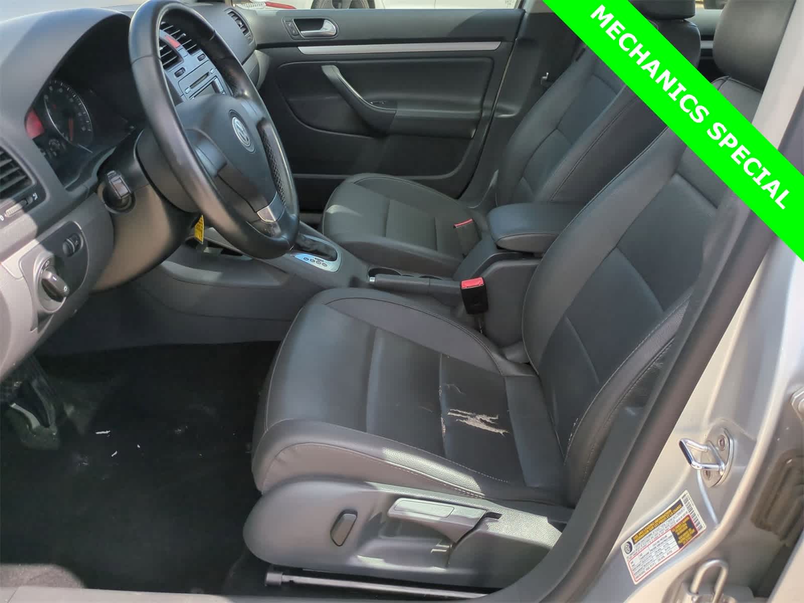 Thumbnail: 2008 Volkswagen Jetta - 16