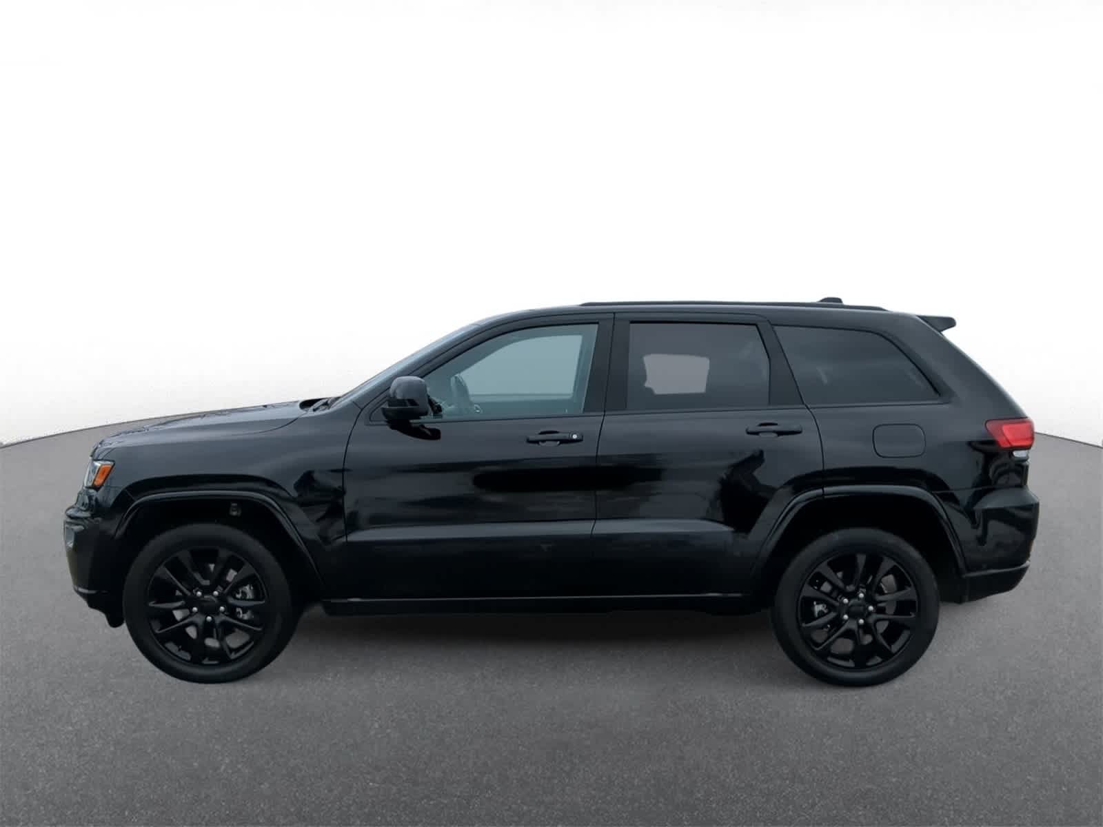 Thumbnail: 2022 Jeep Grand Cherokee - 5