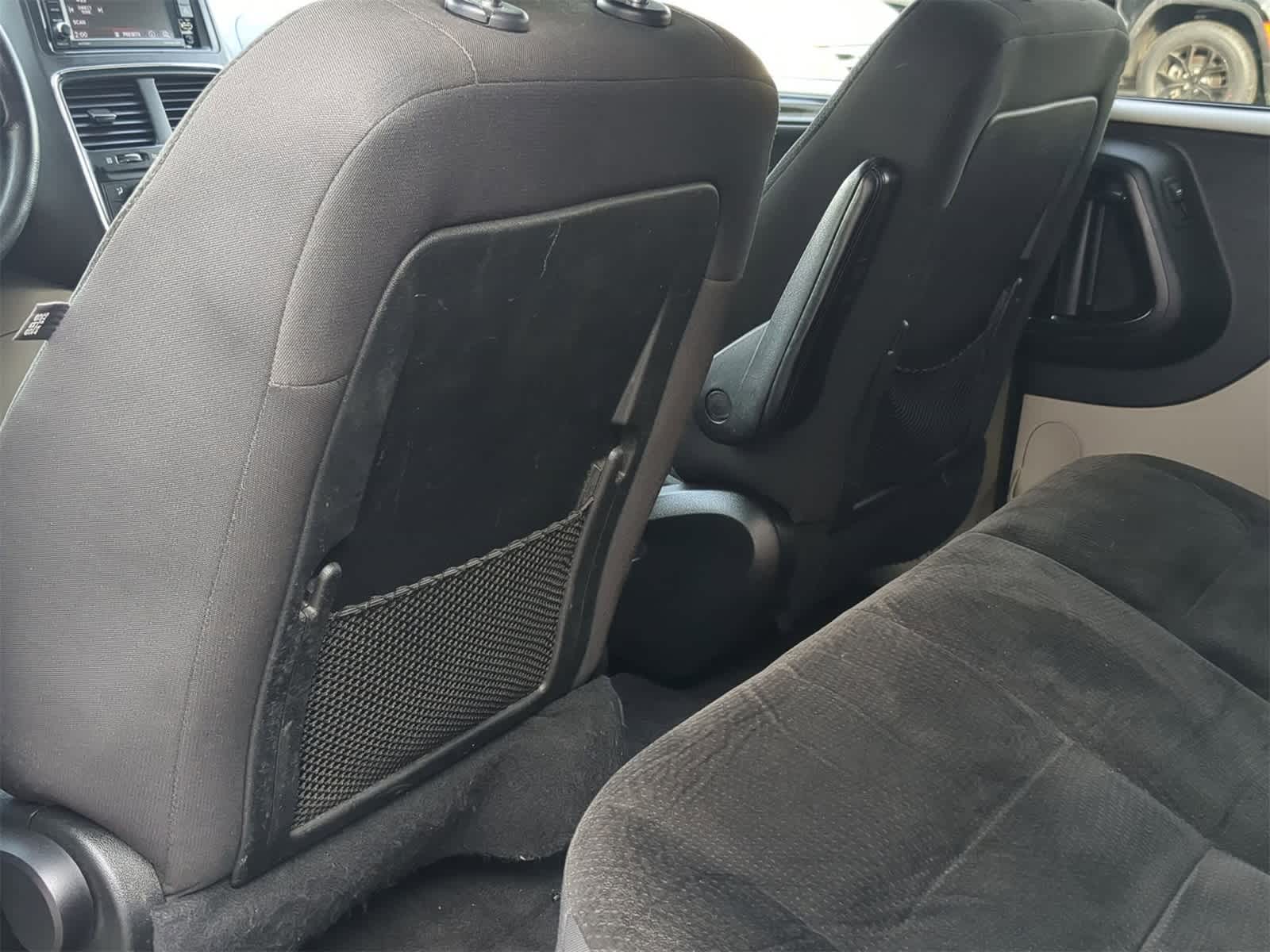 Thumbnail: 2018 Dodge Grand Caravan - 25