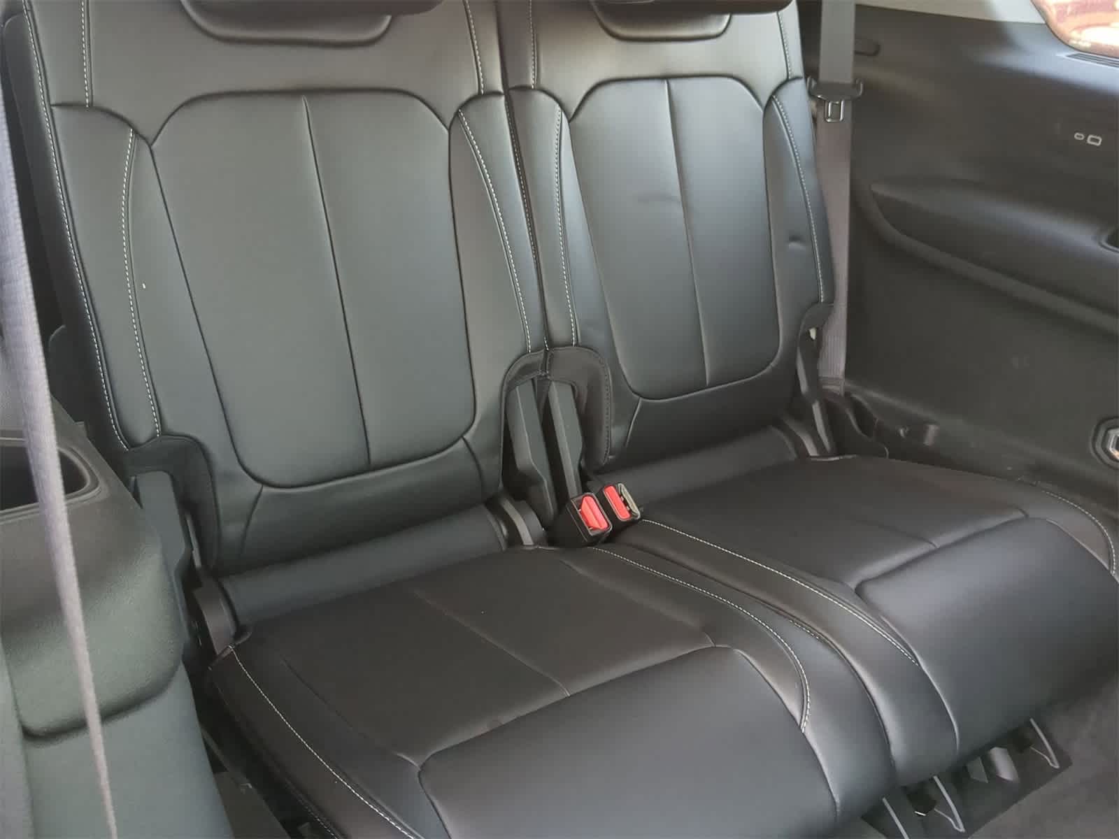 Thumbnail: 2022 Jeep Grand Cherokee L - 22