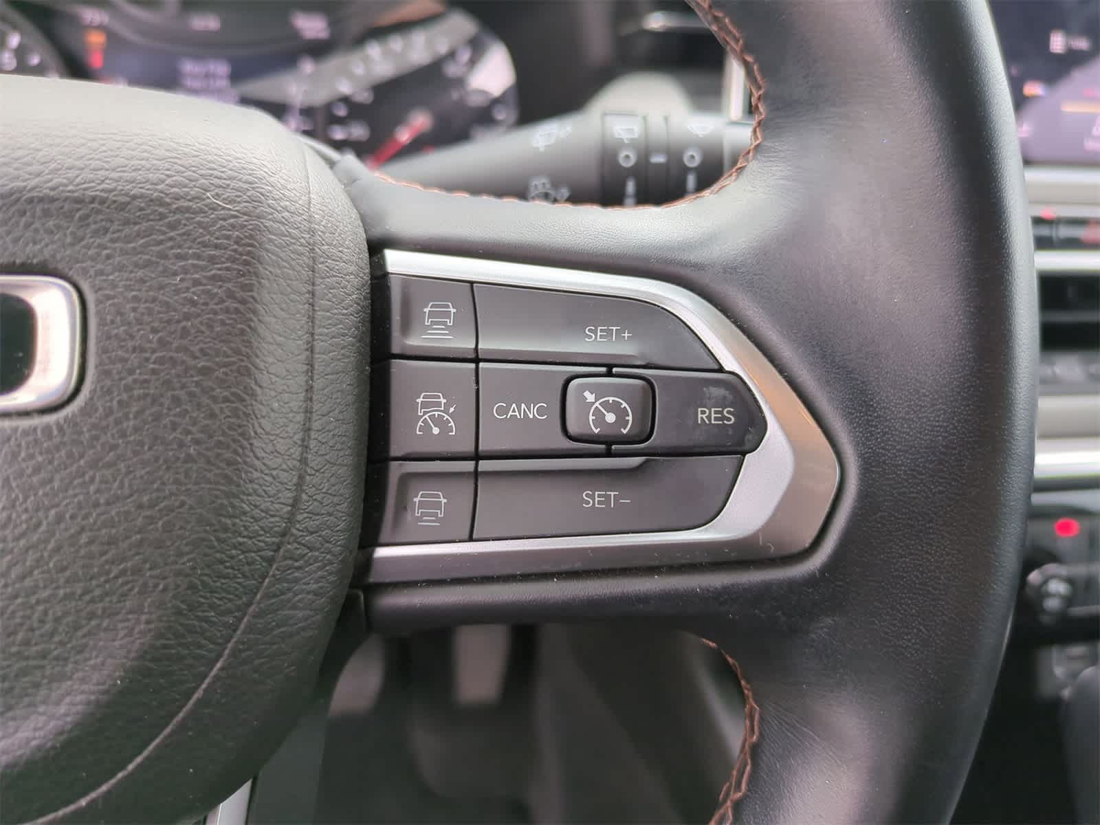 Thumbnail: 2022 Jeep Compass - 25