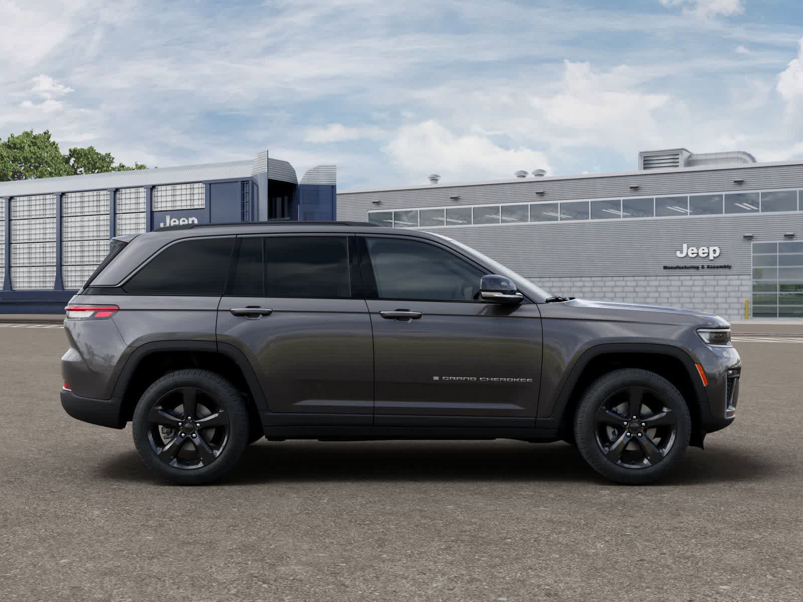 Thumbnail: 2026 Jeep Grand Cherokee - 21