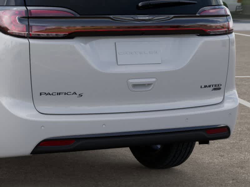 Thumbnail: 2026 Chrysler Pacifica - 13
