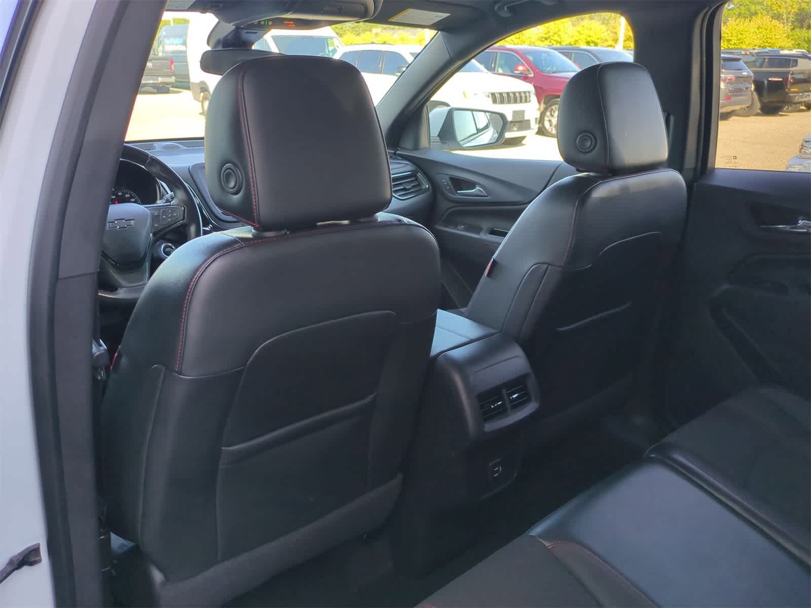 Thumbnail: 2022 Chevrolet Equinox - 18