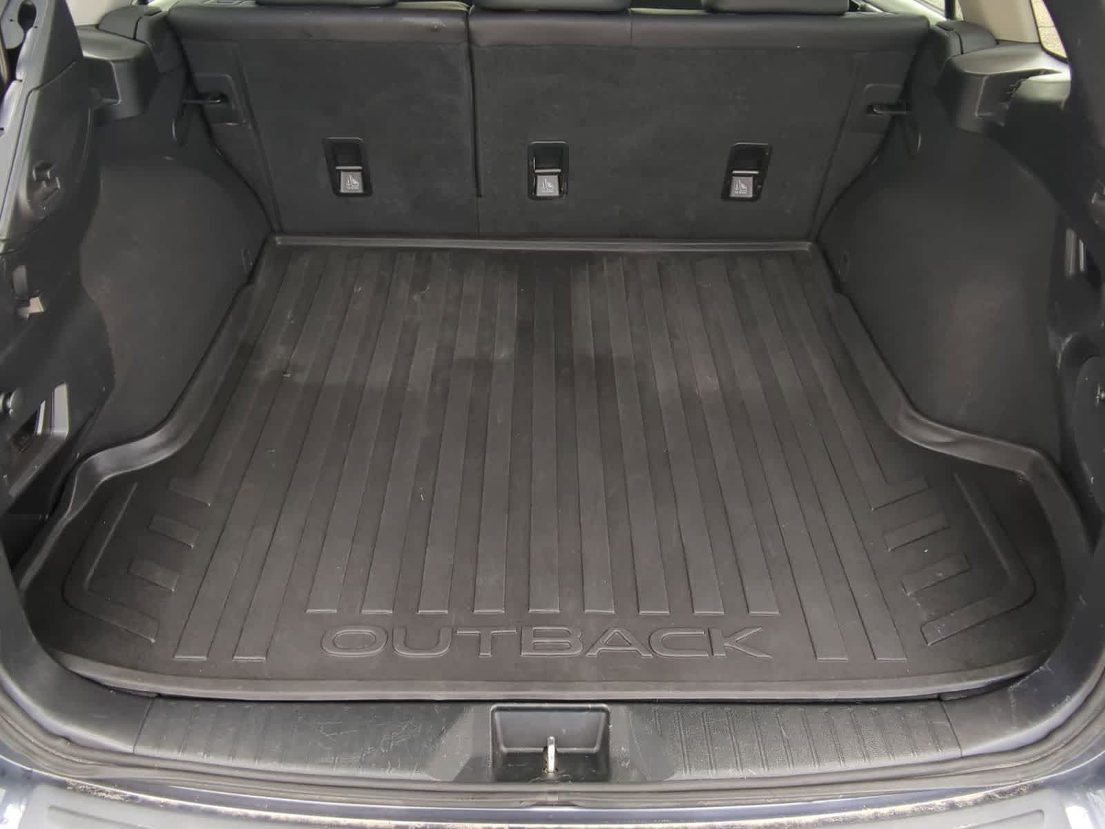 Thumbnail: 2017 Subaru Outback - 33