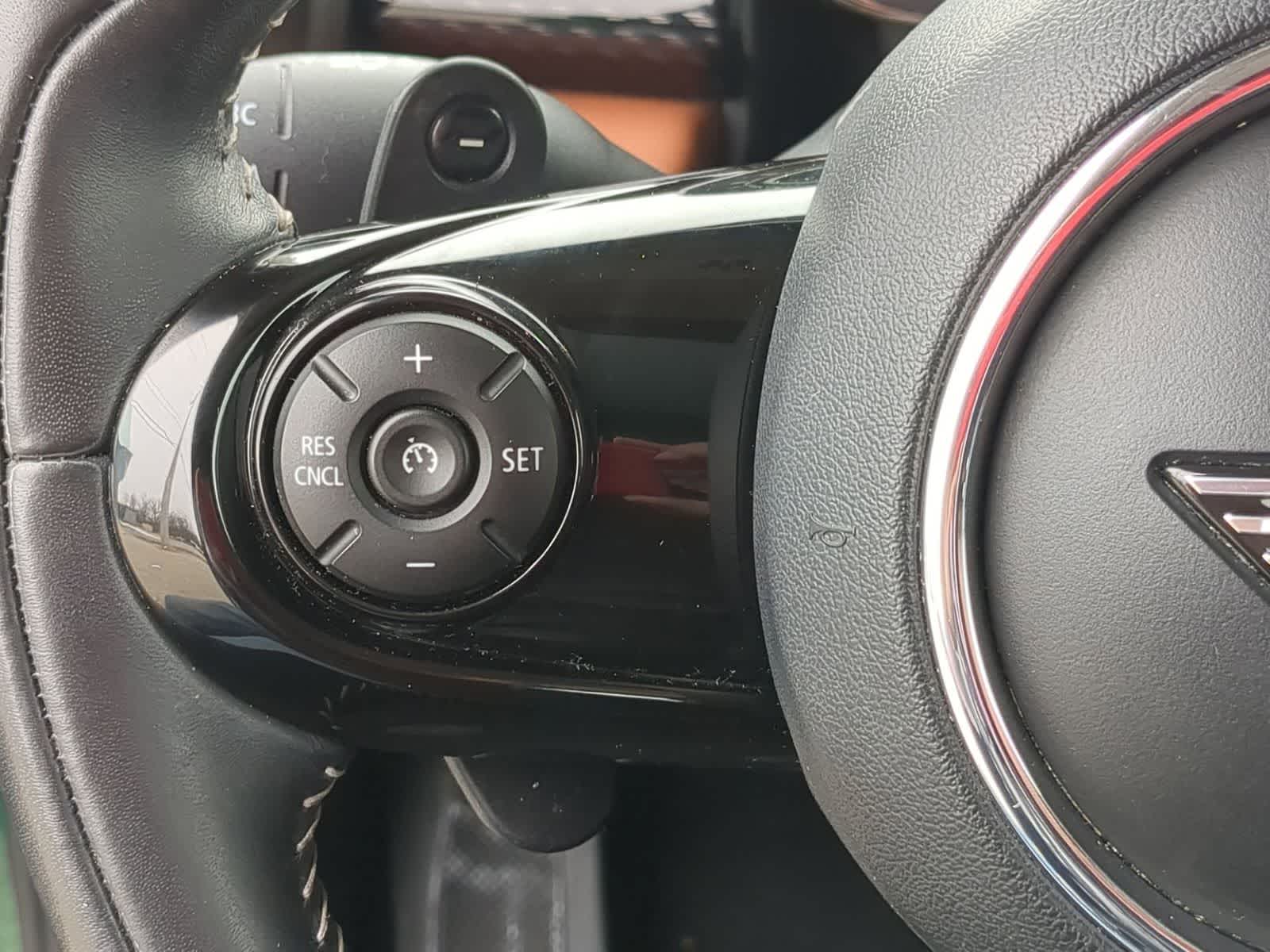 Thumbnail: 2021 MINI Cooper Hardtop - 28