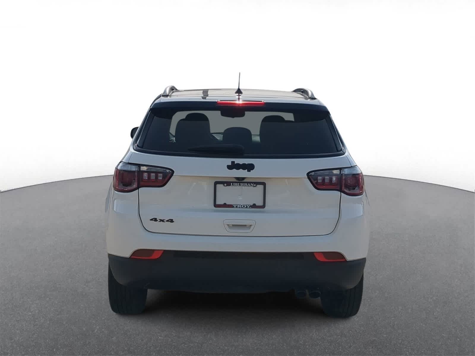 Thumbnail: 2018 Jeep Compass - 7