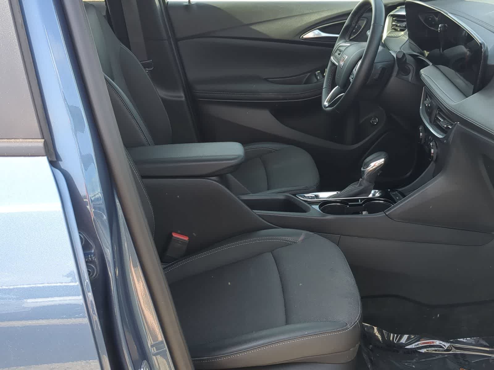 Thumbnail: 2024 Buick Encore GX - 21