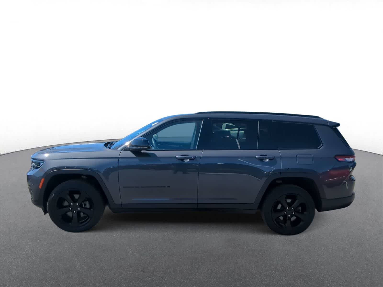 Thumbnail: 2022 Jeep Grand Cherokee L - 5