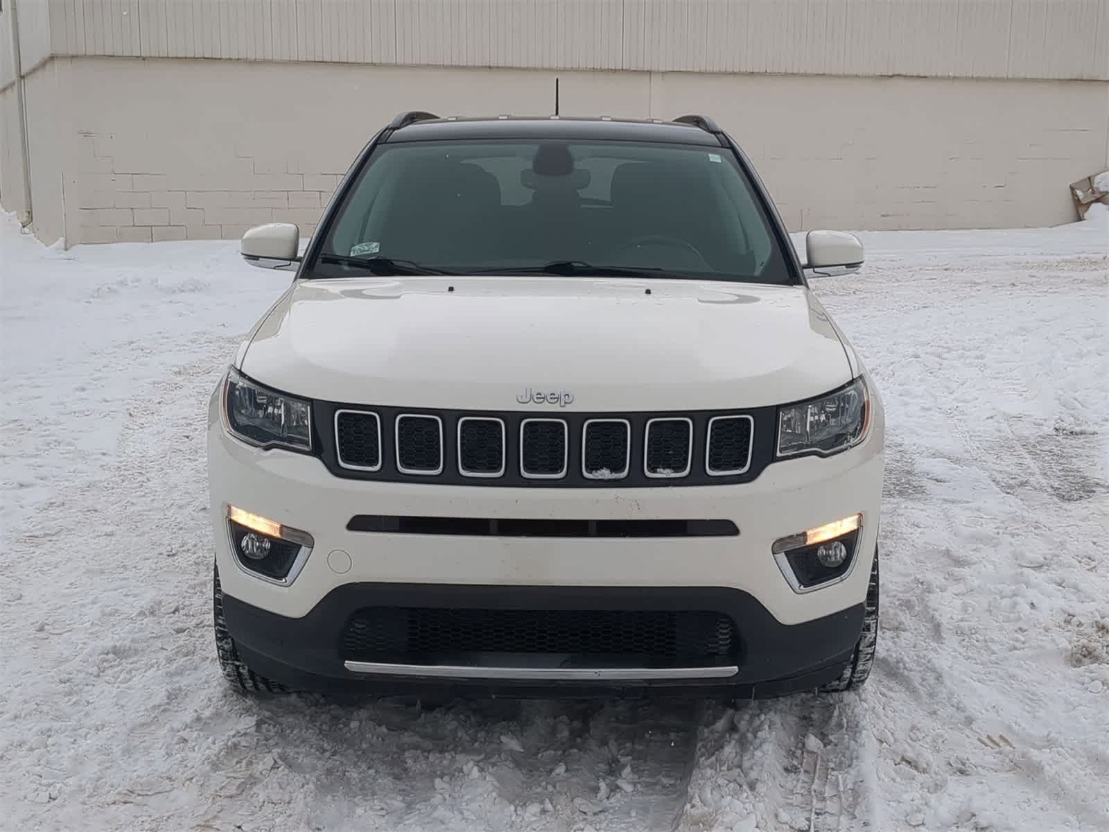 Thumbnail: 2020 Jeep Compass - 17