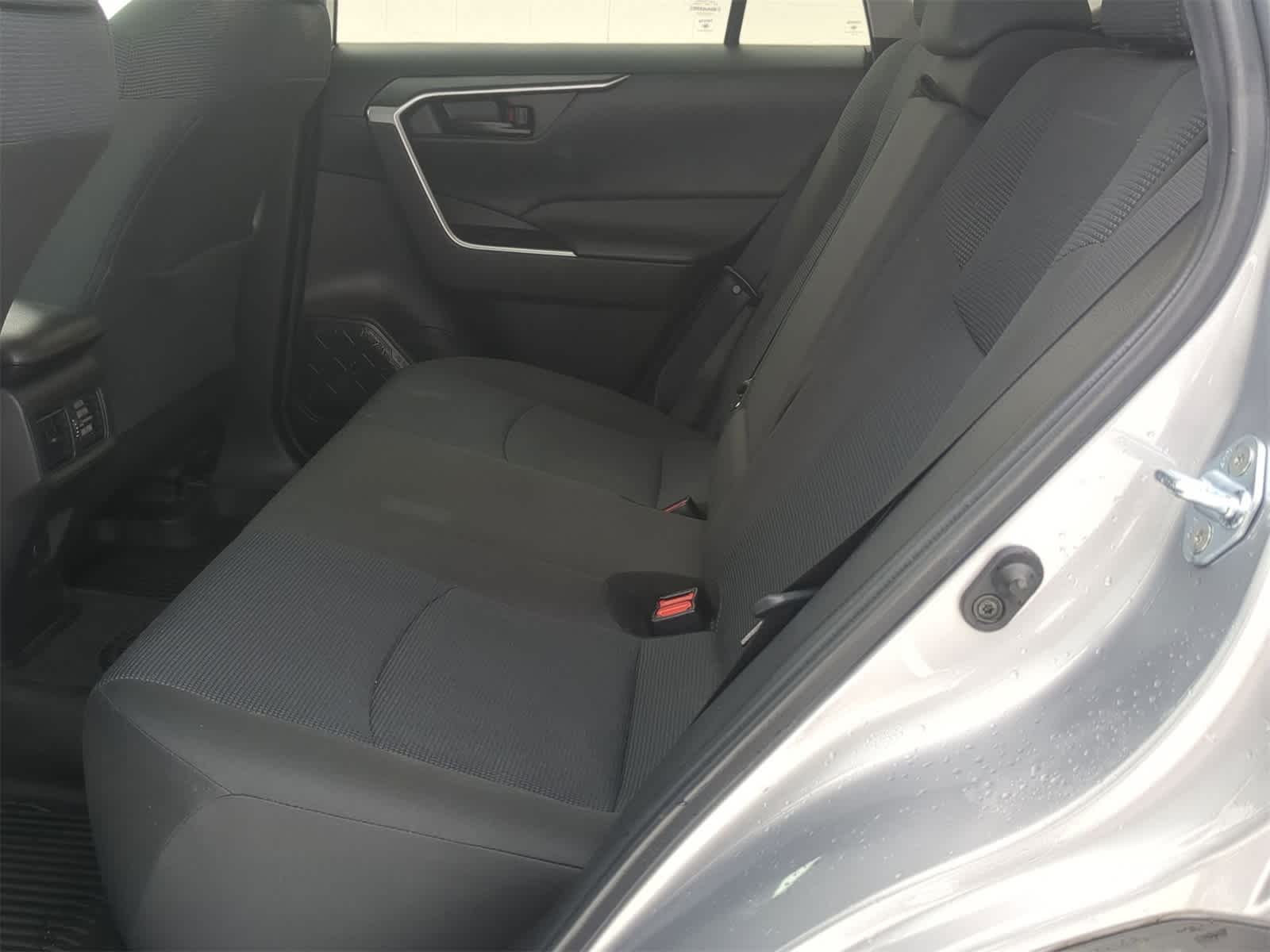 Thumbnail: 2022 Toyota RAV4 - 26