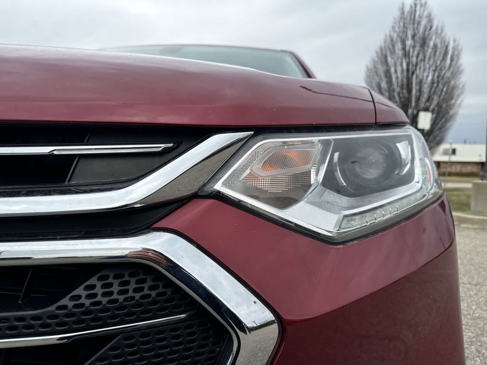 Thumbnail: 2019 Chevrolet Traverse - 11