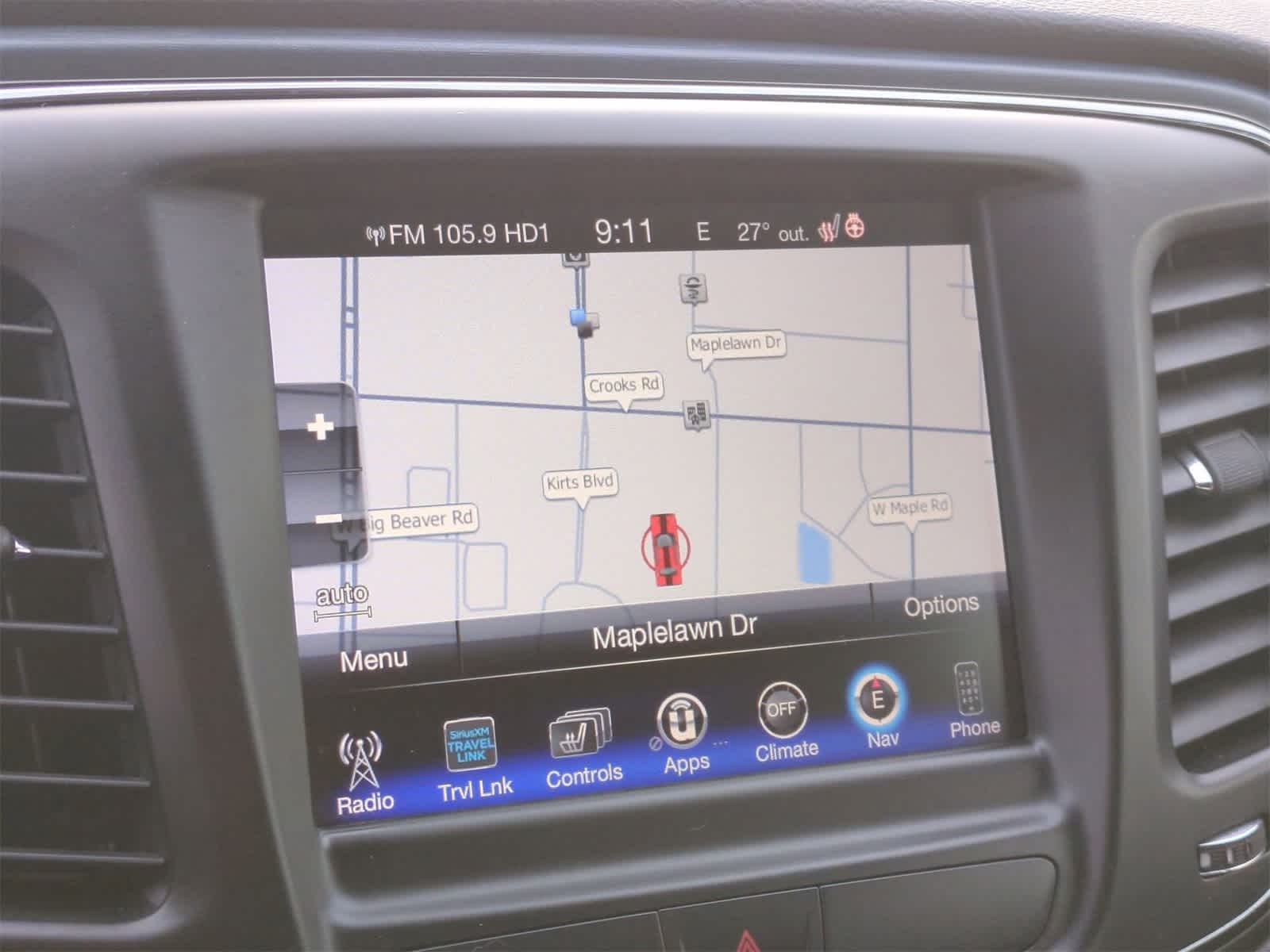 Thumbnail: 2015 Chrysler 200 - 28