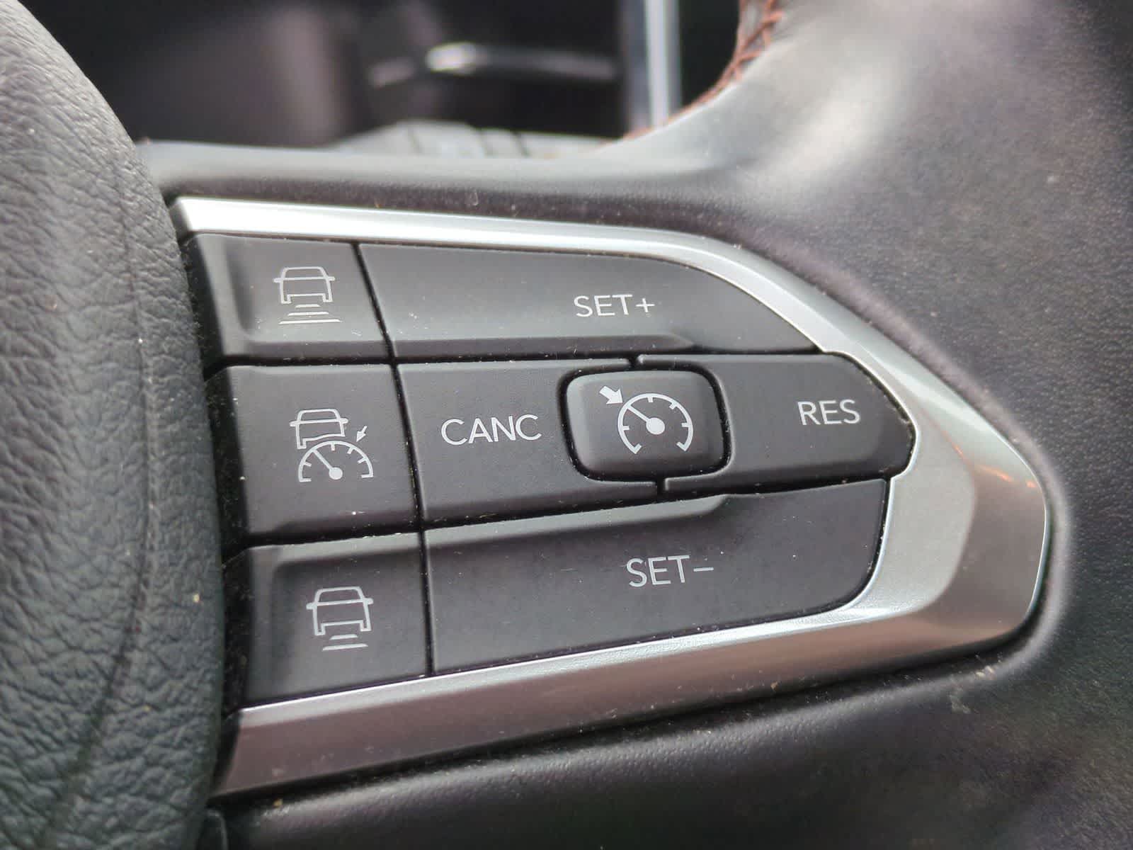 Thumbnail: 2022 Jeep Compass - 25