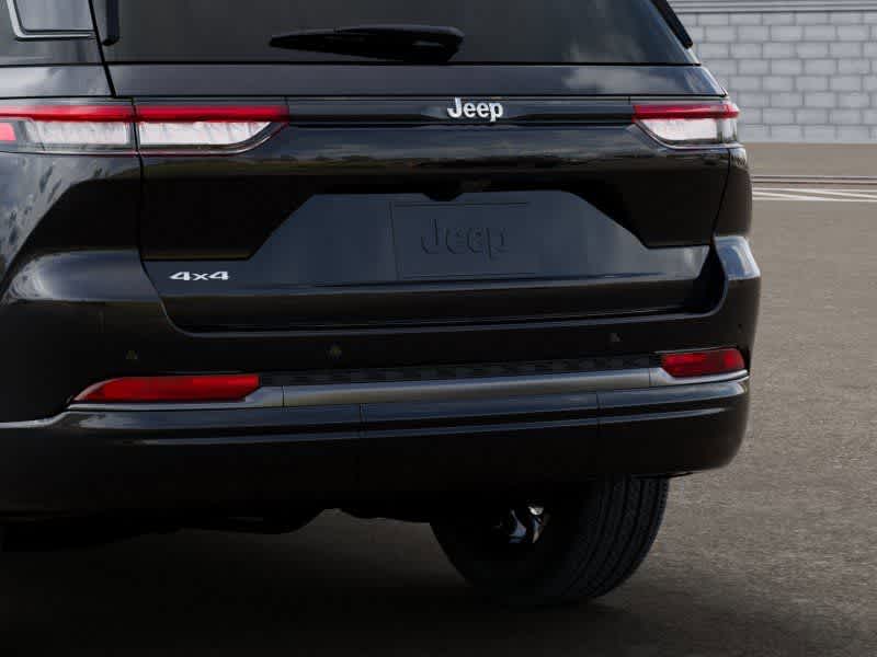 Thumbnail: 2026 Jeep Grand Cherokee - 13