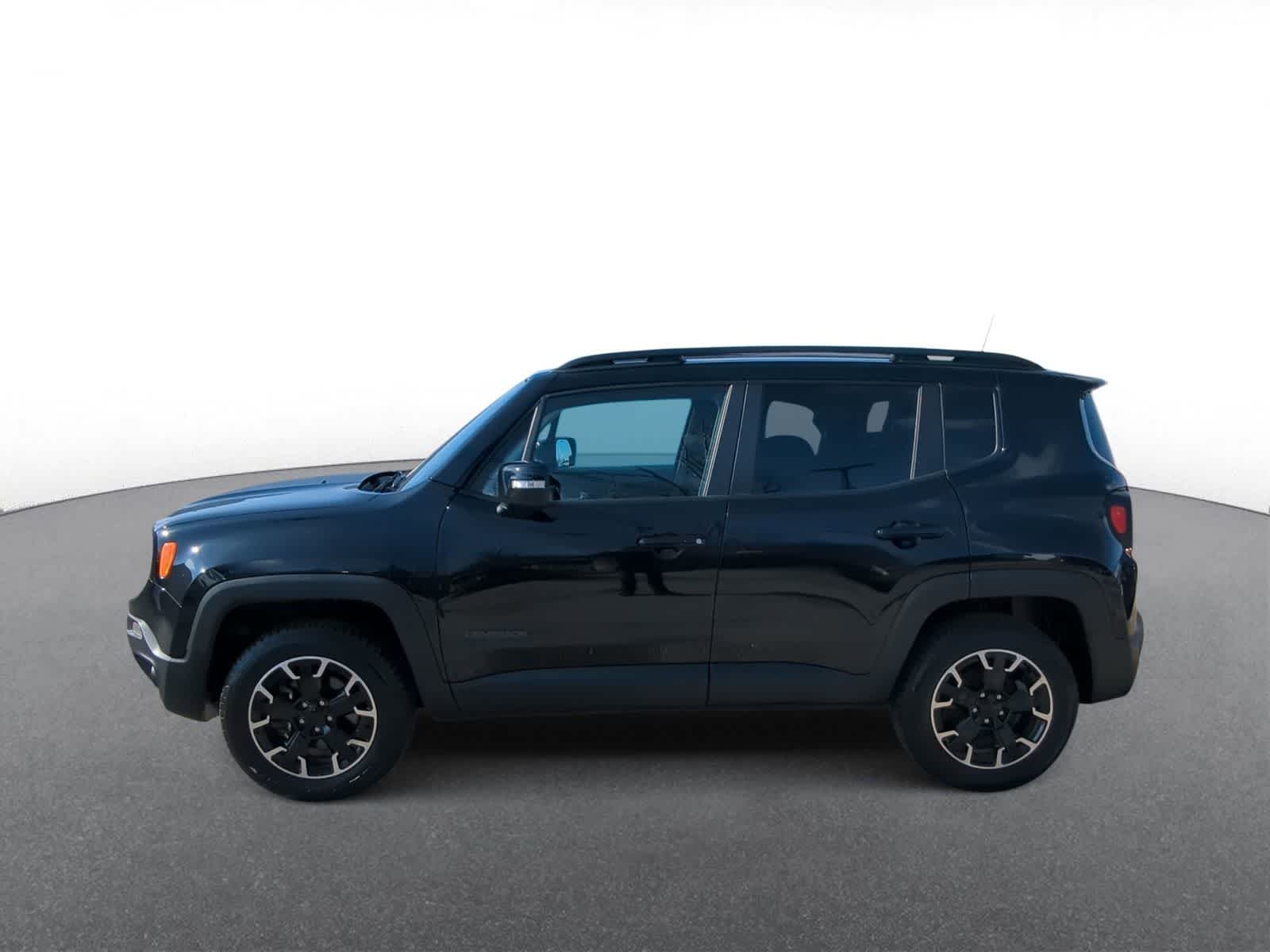 Thumbnail: 2023 Jeep Renegade - 5