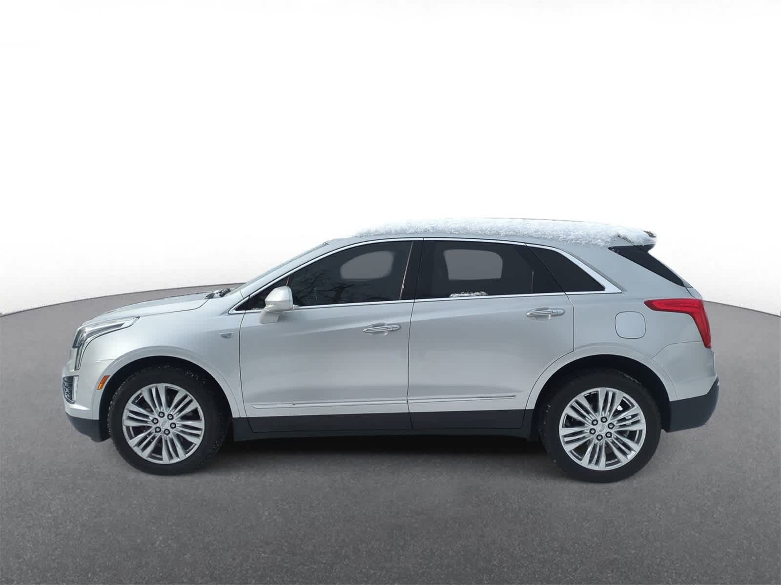 Thumbnail: 2019 Cadillac XT5 - 5