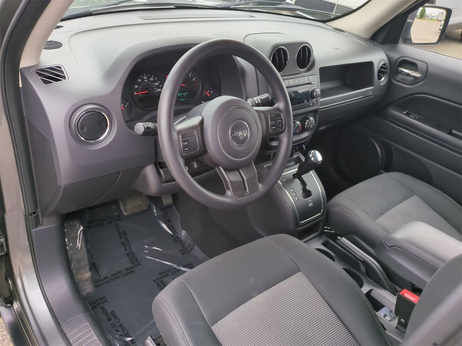 Thumbnail: 2012 Jeep Patriot - 10