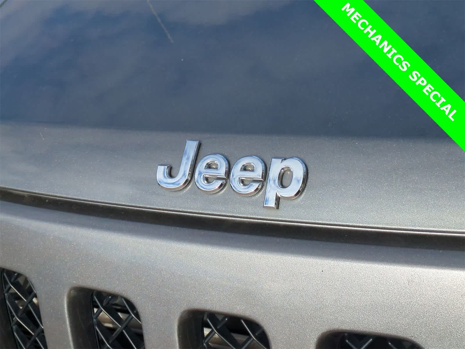 Thumbnail: 2012 Jeep Patriot - 12