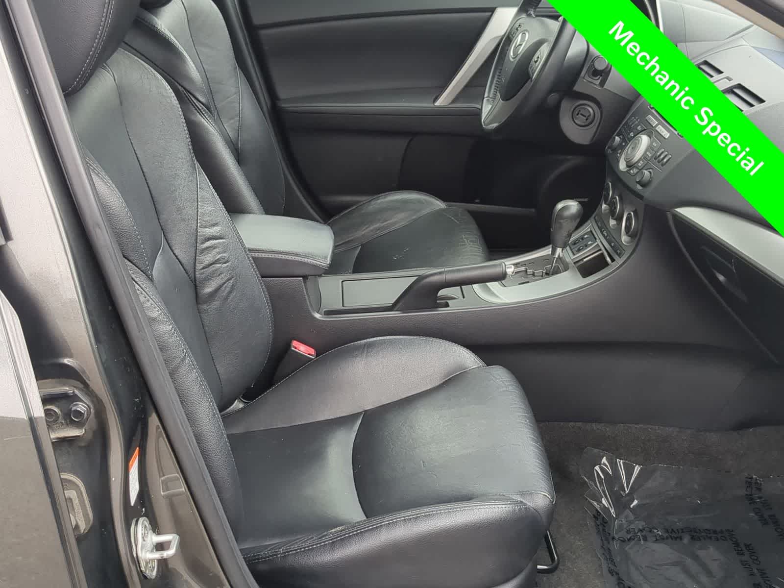 Thumbnail: 2010 Mazda Mazda3 - 21