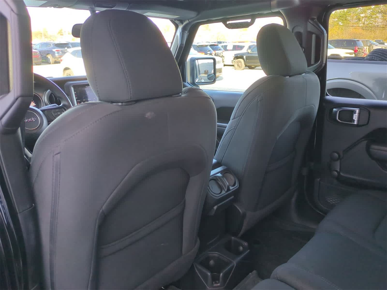 Thumbnail: 2023 Jeep Wrangler - 17