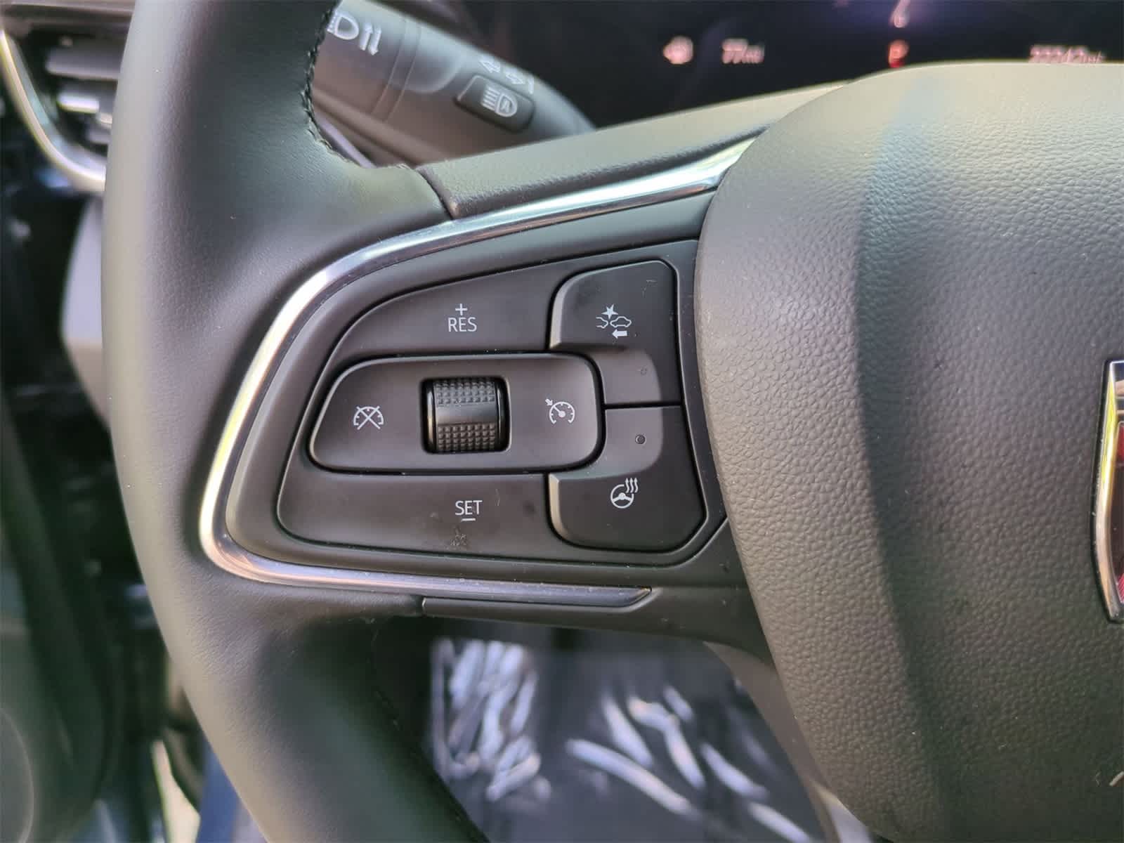 2024 Buick Envista Sport Touring 21
