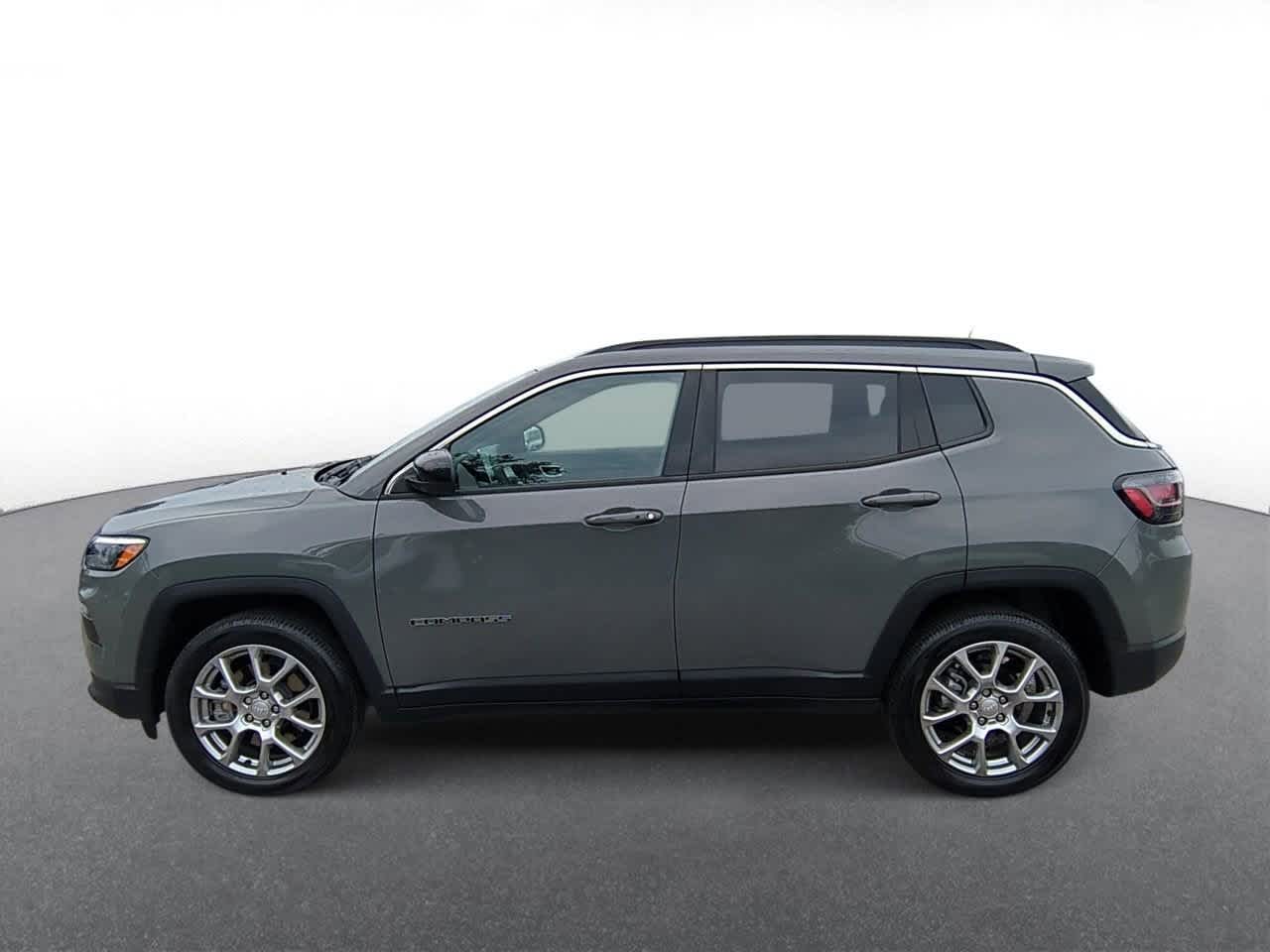 Thumbnail: 2024 Jeep Compass - 5