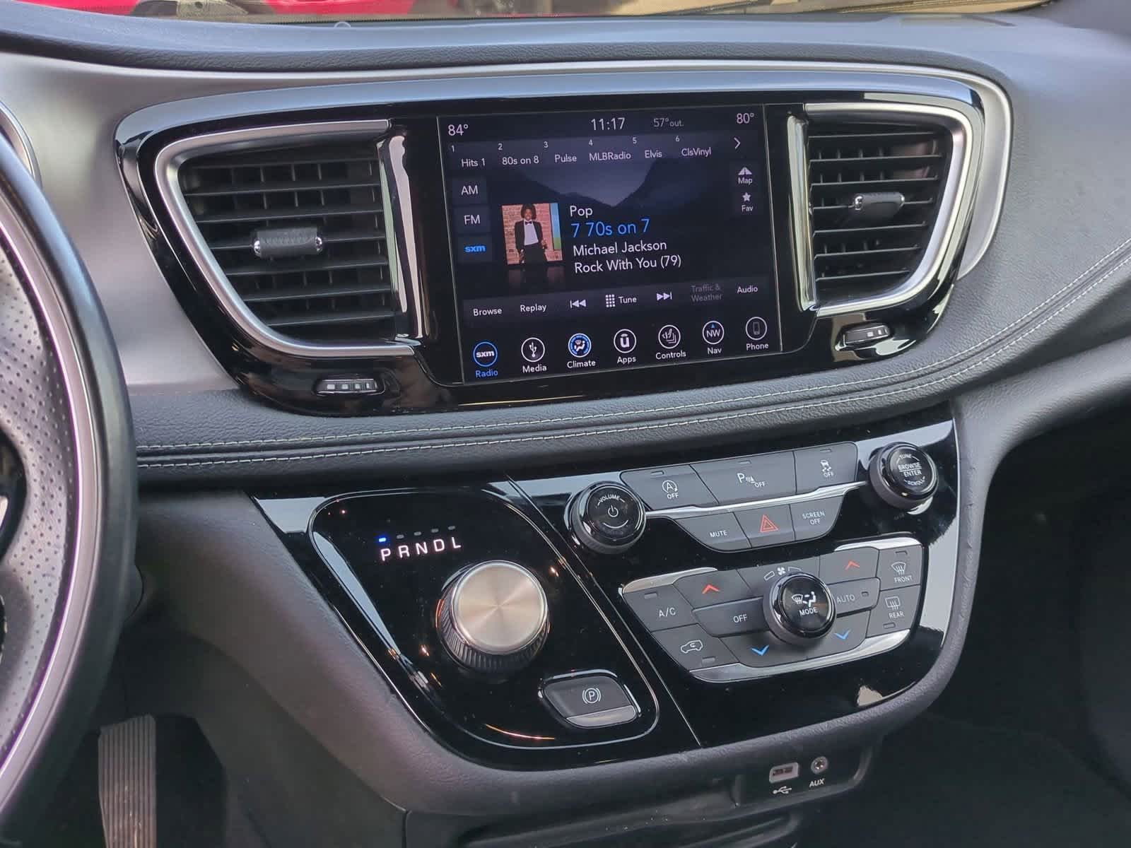 Thumbnail: 2019 Chrysler Pacifica - 26