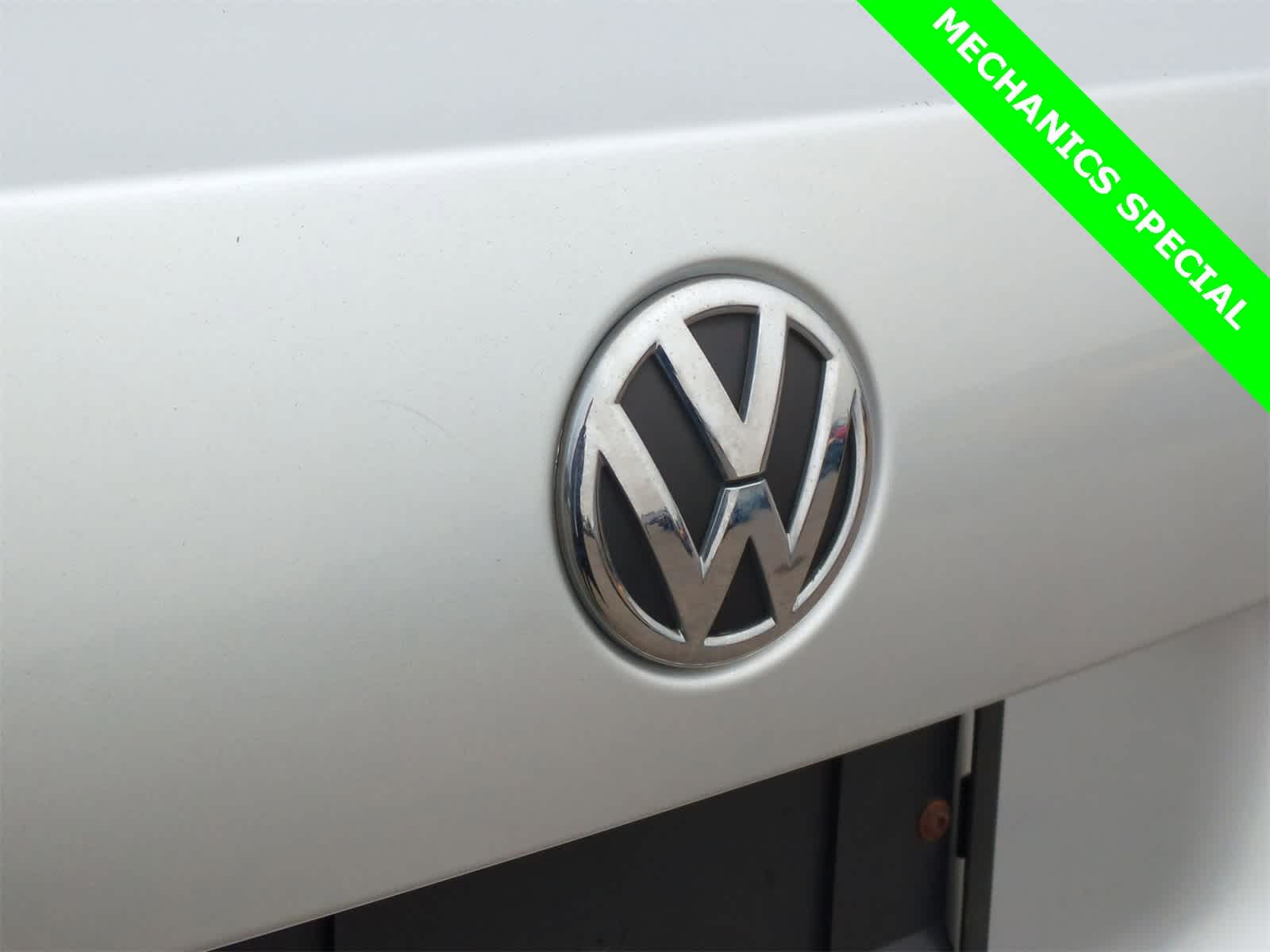 Thumbnail: 2011 Volkswagen Jetta - 12