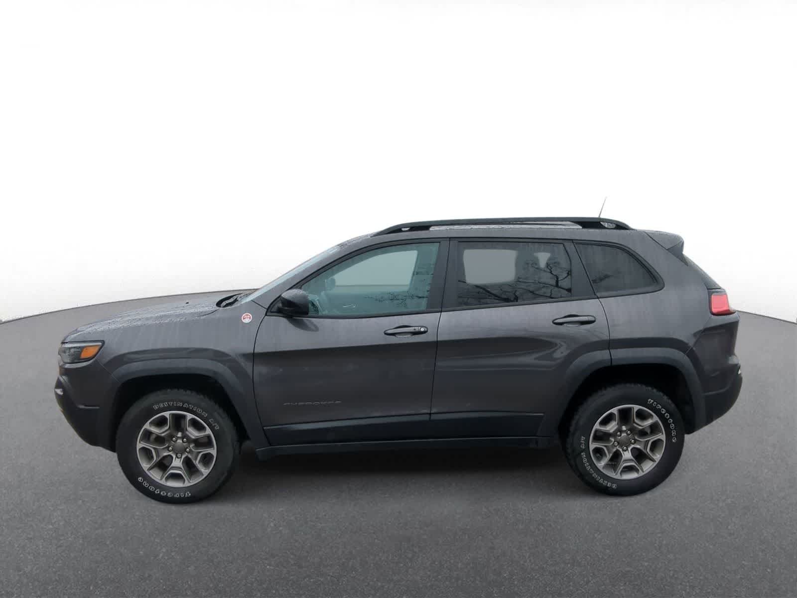 Thumbnail: 2022 Jeep Cherokee - 5