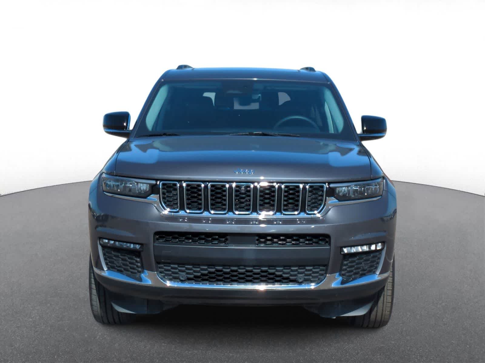 Thumbnail: 2023 Jeep Grand Cherokee L - 3