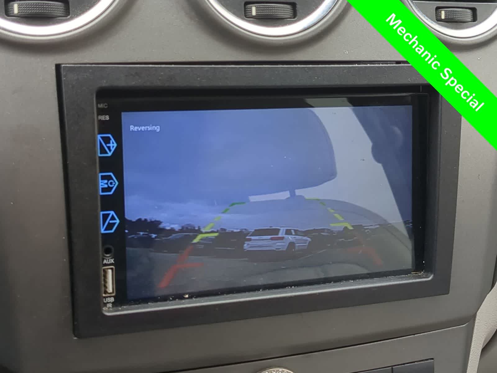 Thumbnail: 2008 Saturn VUE - 28